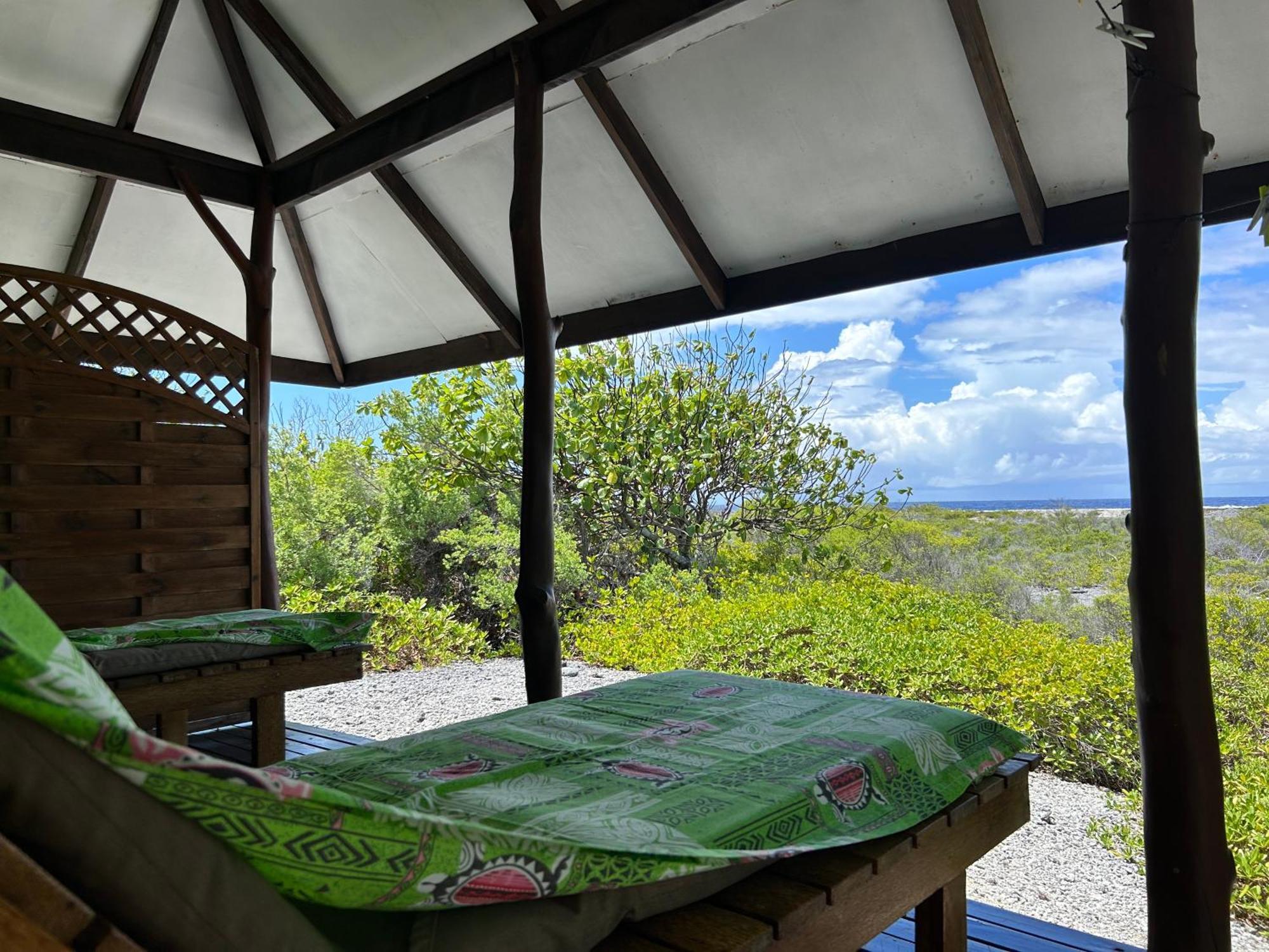 Rangiroa Bliss Hotel Tiputa Exterior foto